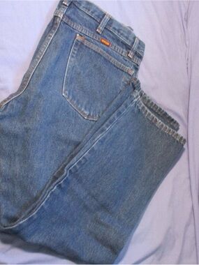 Men's Rustler Jeans 35" x 30" New Condition